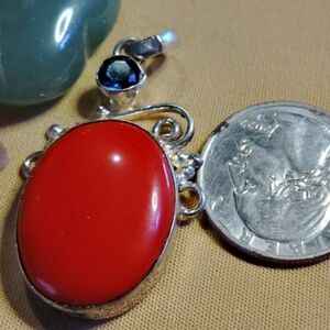 GORGEOUS RICH RED CORAL, LONDON BLUE TOPAZ,  STERLING 18-IN PENDANT NECKLACE.